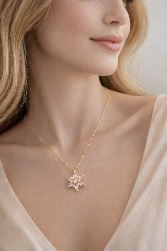 Zarif Tasarım Pembe Taşlı Lotus Çiçeği Gümüş Kolye